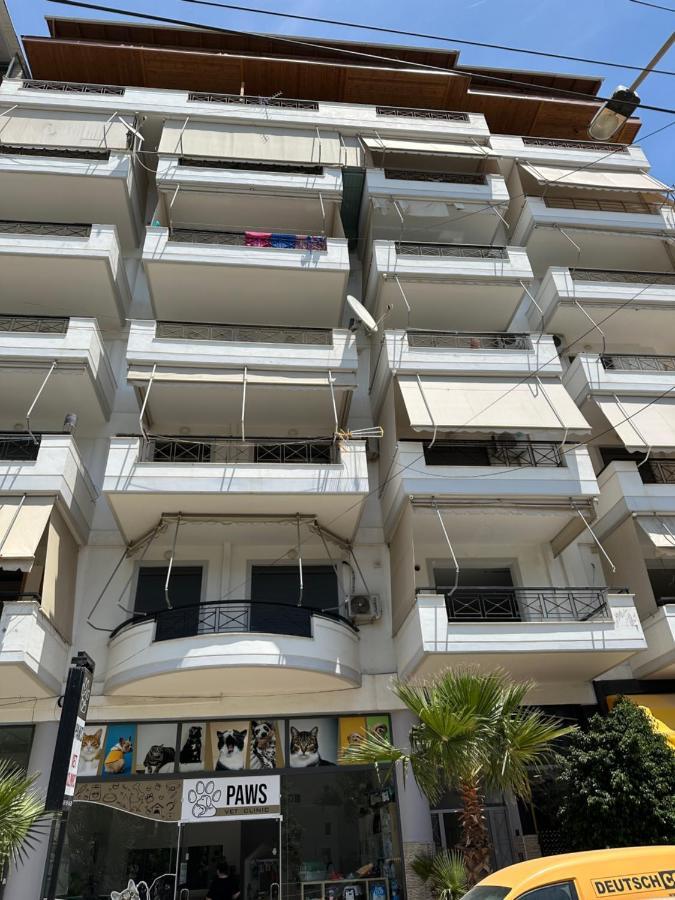 Luxury Penthouse B&e Appartamento Sarandë