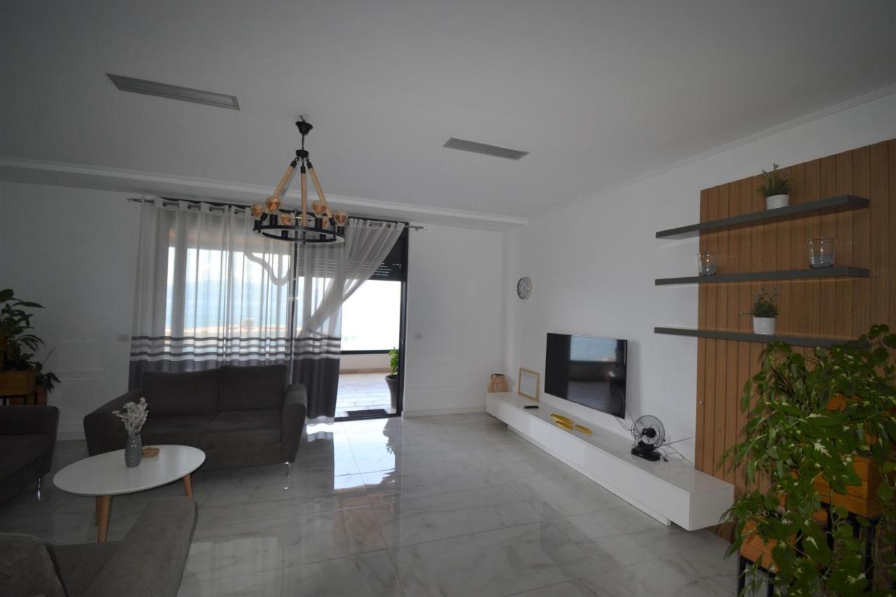 Luxury Penthouse B&e Apartament