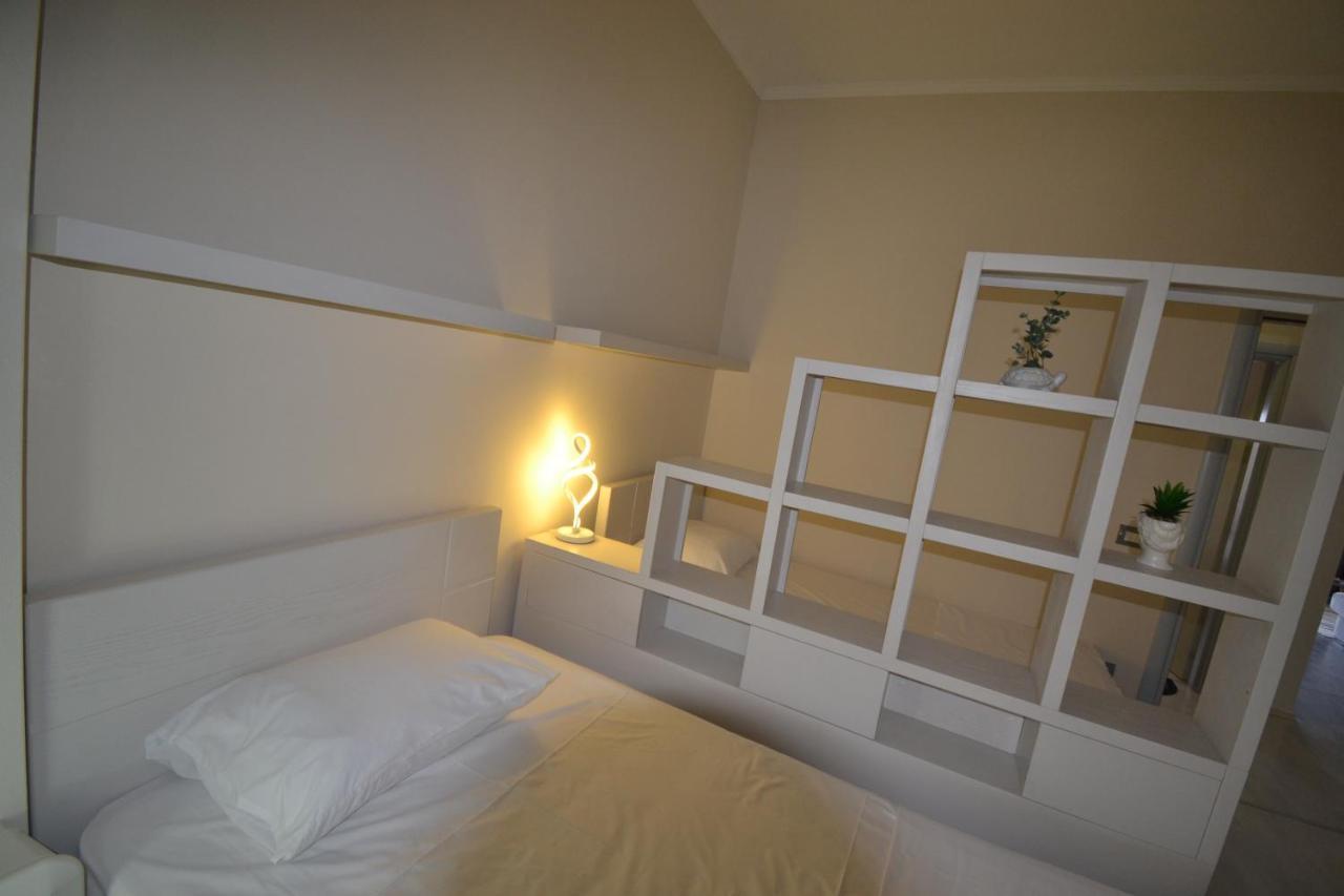 Luxury Penthouse B&e * Saranda