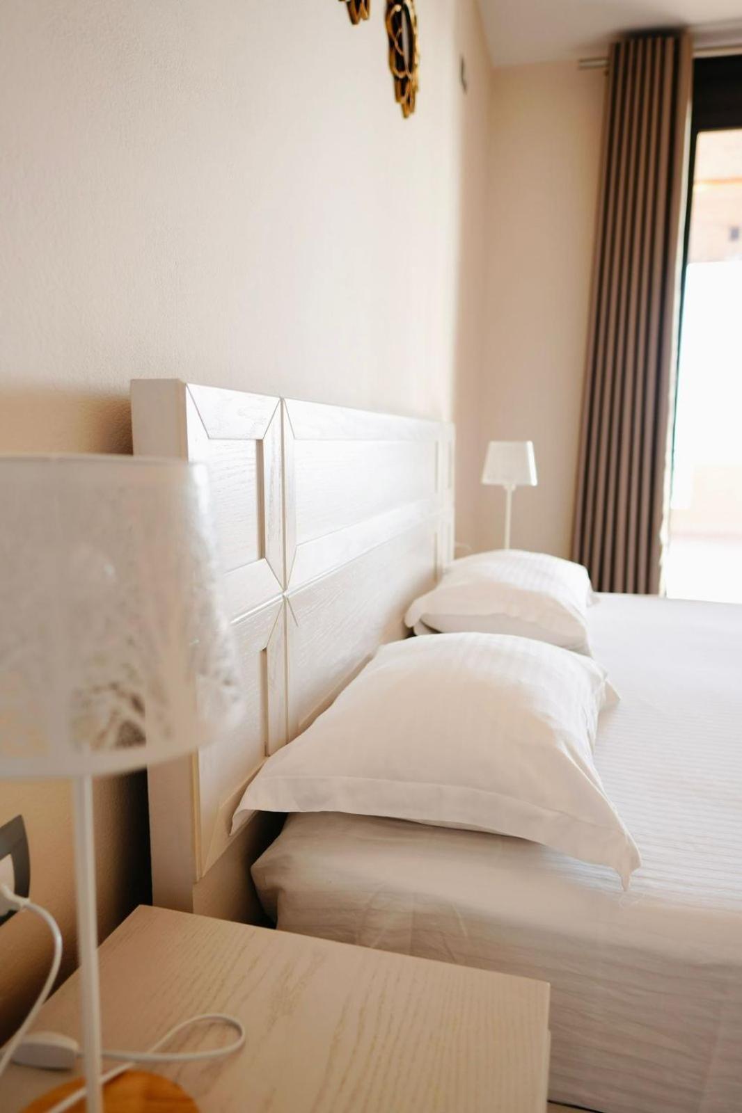 Luxury Penthouse B&e * Sarandë