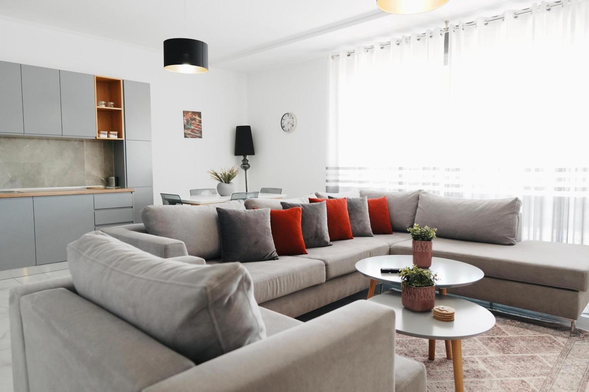 Luxury Penthouse B&e * Sarandë