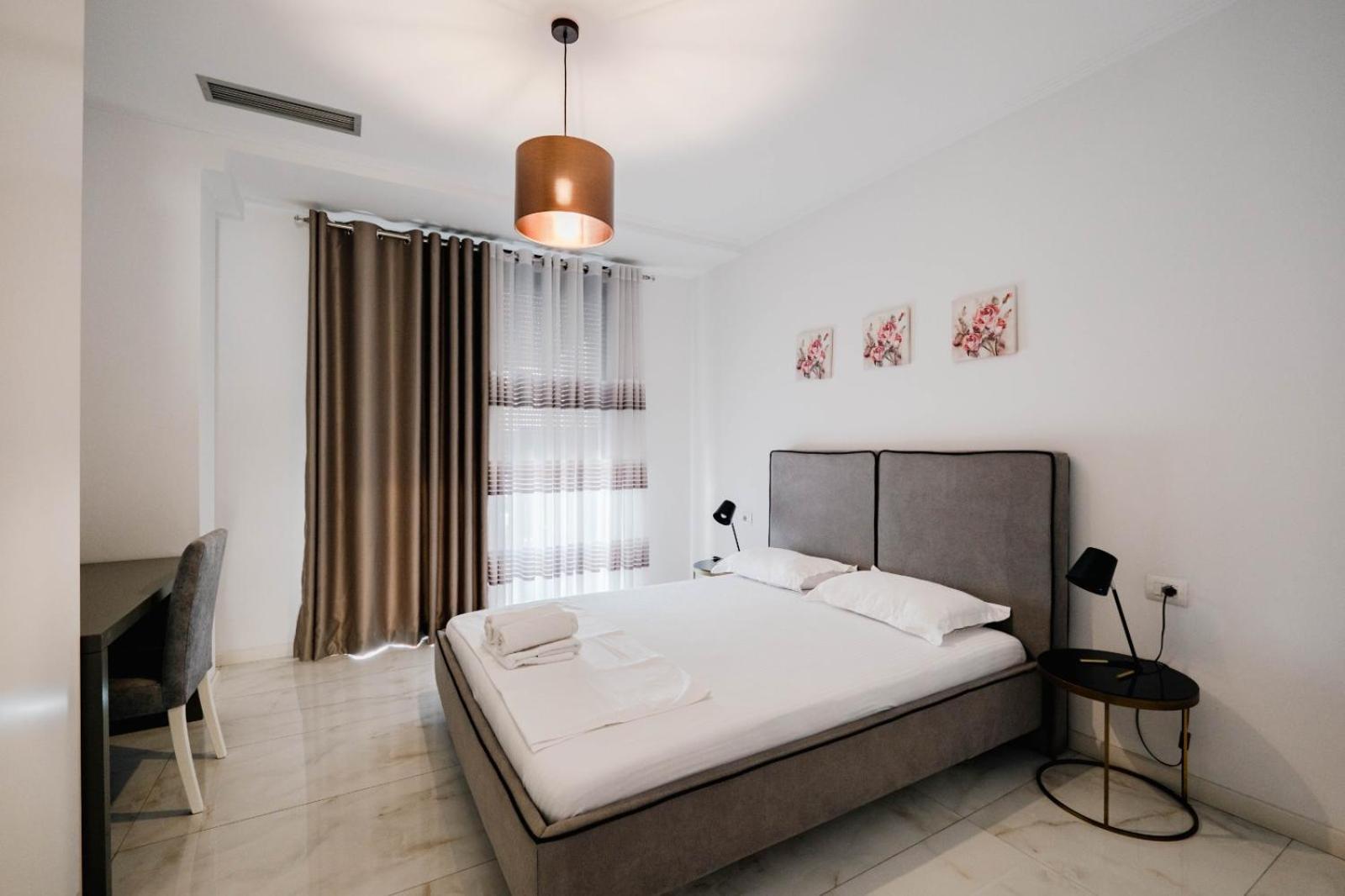 Luxury Penthouse B&e Apartment Sarandë