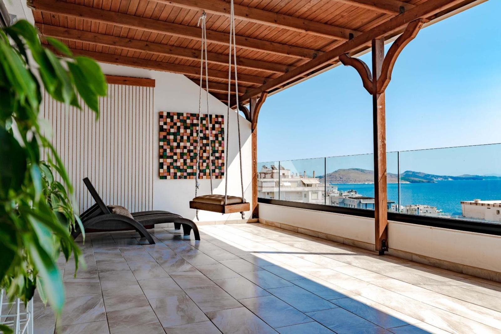 Luxury Penthouse B&e