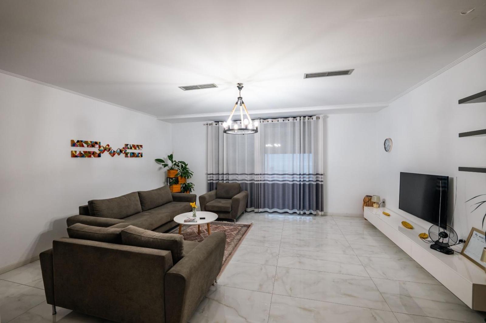Luxury Penthouse B&e * Sarandë